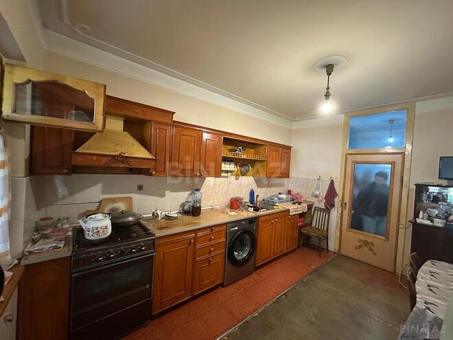 5 otaqlı köhnə tikili - Xətai r. - 135 m² (8)