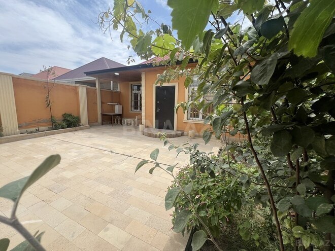 4 otaqlı həyət evi/bağ evi - Biləcəri q. - 100 m² (1)