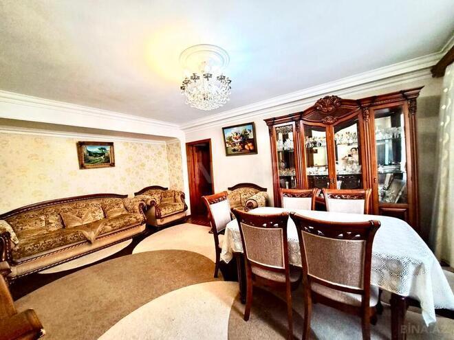 3 otaqlı köhnə tikili - Gənclik m. - 114 m² (1)