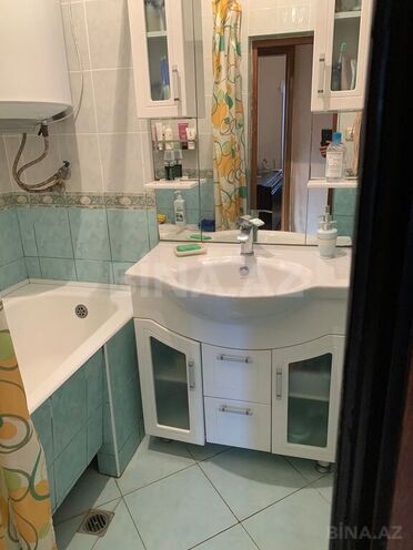 3 otaqlı köhnə tikili - Elmlər Akademiyası m. - 75 m² (28)