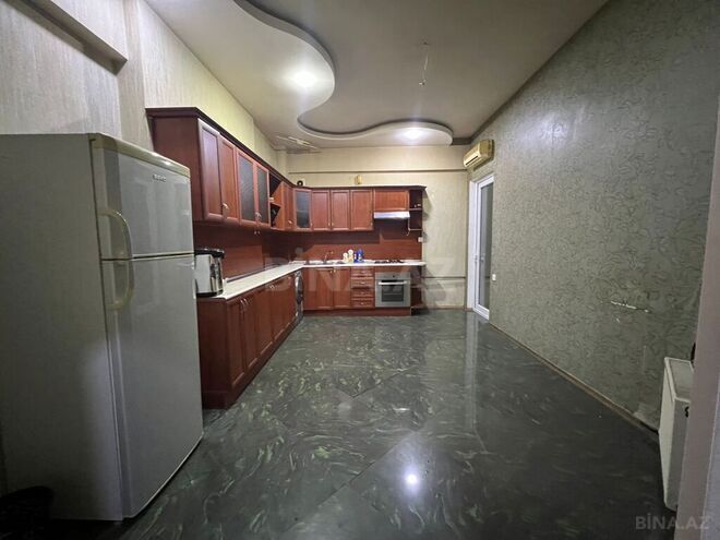 3-комн. новостройка - м. 28 мая - 150 м² (11)