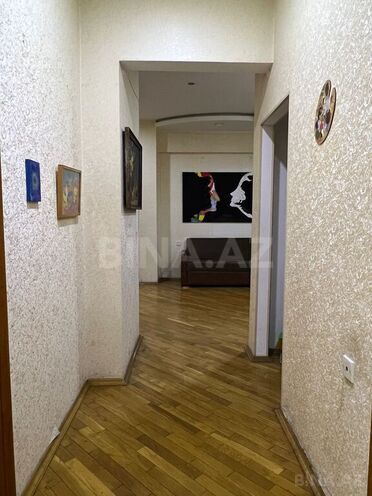 3-комн. новостройка - м. 28 мая - 150 м² (25)