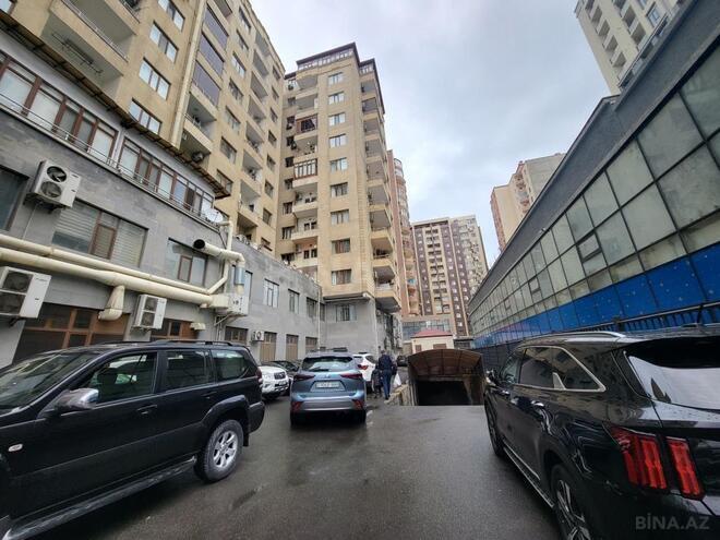 3 otaqlı yeni tikili - 8 Noyabr m. - 150 m² (15)