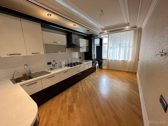 4-комн. новостройка - м. Шах Исмаил Хатаи - 174 м² (18)