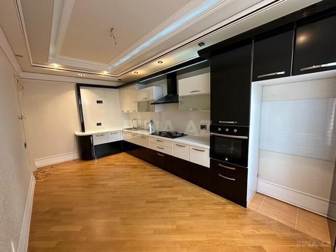 4-комн. новостройка - м. Шах Исмаил Хатаи - 174 м² (24)