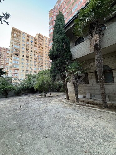 6 otaqlı həyət evi/bağ evi - İnşaatçılar m. - 230 m² (21)