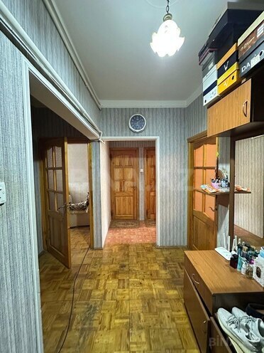 3 otaqlı köhnə tikili - Həzi Aslanov m. - 85 m² (16)