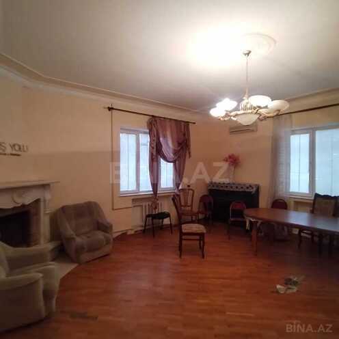 7 otaqlı həyət evi/bağ evi - Novxanı q. - 300 m² (5)