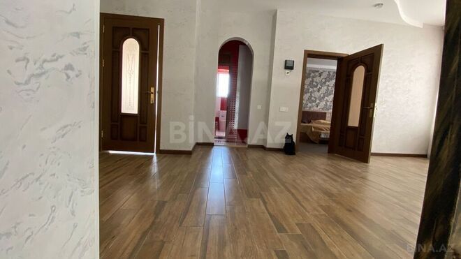5 otaqlı həyət evi/bağ evi - Şüvəlan q. - 250 m² (16)