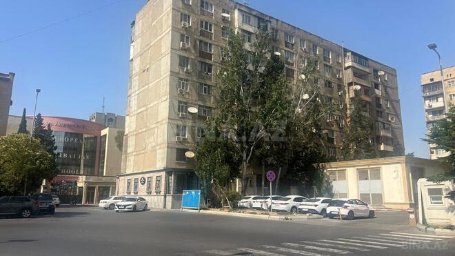 3-комн. вторичка - м. Элмляр Академиясы - 75 м² (1)