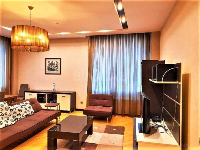 3-комн. новостройка - м. 28 мая - 130 м² (14)