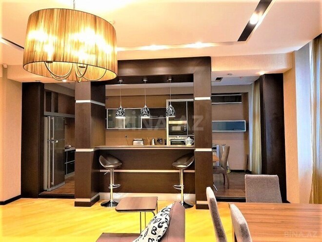 3-комн. новостройка - м. 28 мая - 130 м² (19)