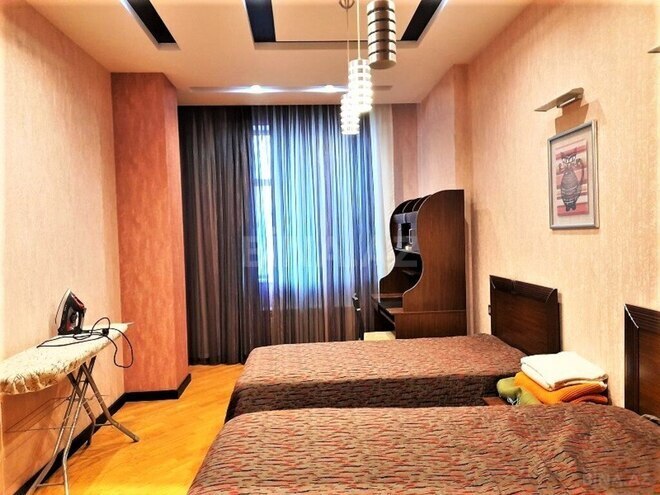 3-комн. новостройка - м. 28 мая - 130 м² (6)
