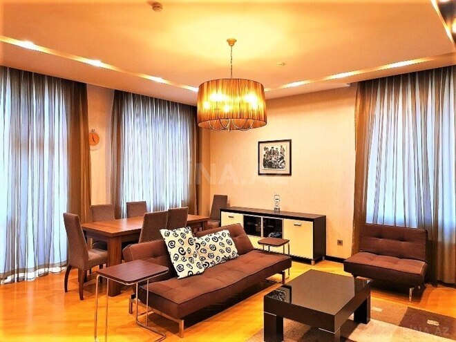 3-комн. новостройка - м. 28 мая - 130 м² (13)