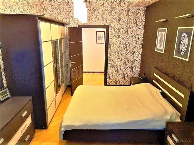 3-комн. новостройка - м. 28 мая - 130 м² (12)