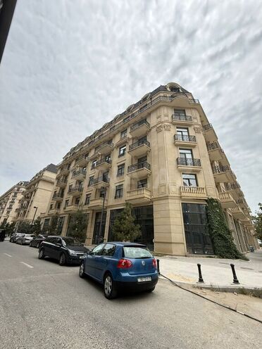 Obyekt - Ağ şəhər q. - 80 m² (1)