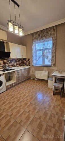 5 otaqlı həyət evi/bağ evi - Novxanı q. - 230 m² (11)