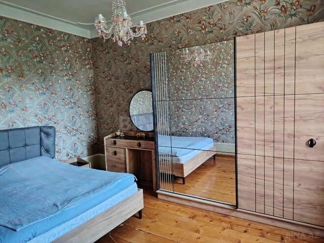 8-комн. дом/дача - Хатаинский р. - 200 м² (13)