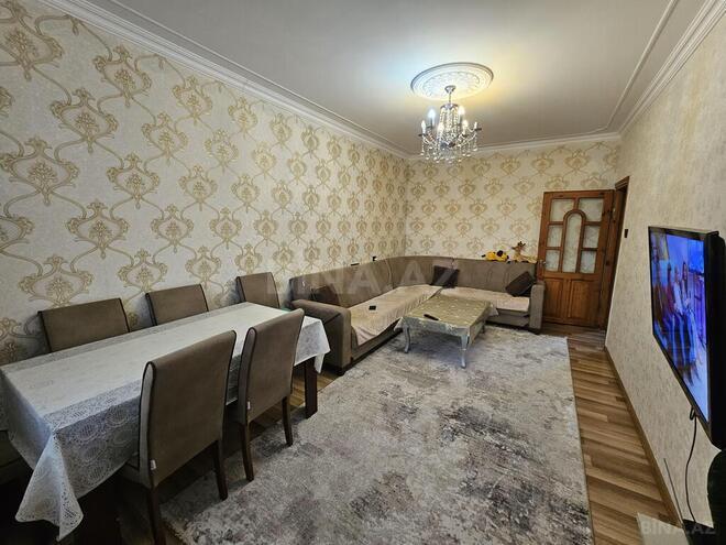 3 otaqlı köhnə tikili - Yeni Günəşli q. - 75 m² (1)