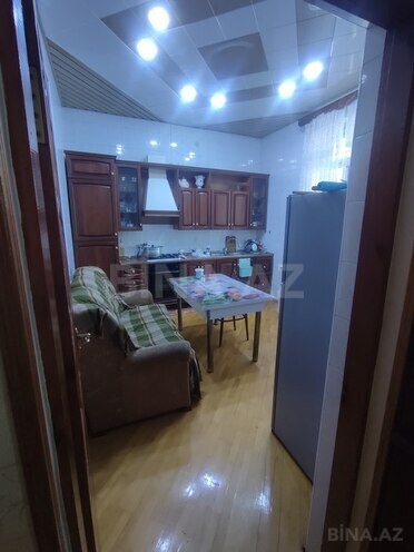 6 otaqlı həyət evi/bağ evi - Əmircan q. - 184 m² (12)