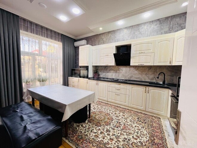 7 otaqlı həyət evi/bağ evi - Masazır q. - 300 m² (4)