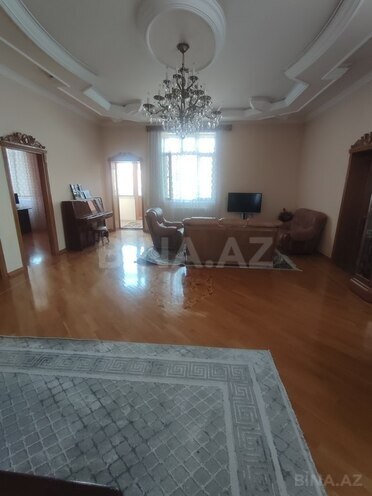 6 otaqlı həyət evi/bağ evi - Əmircan q. - 184 m² (16)