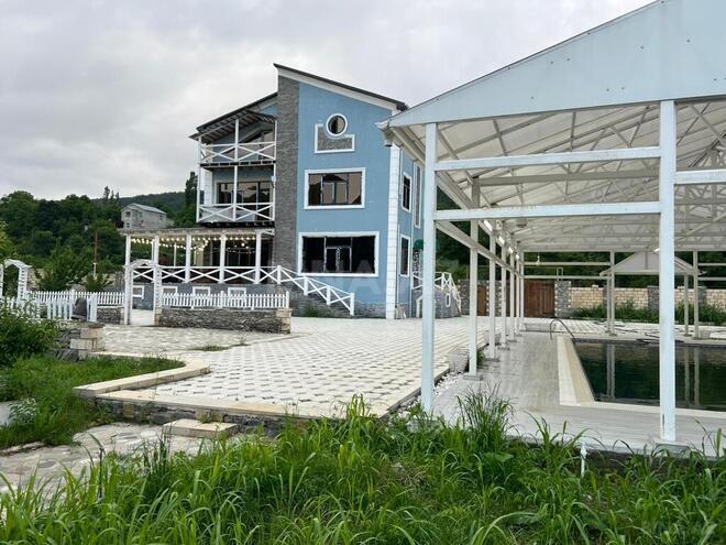 4 otaqlı həyət evi/bağ evi - Quba - 300 m² (1)