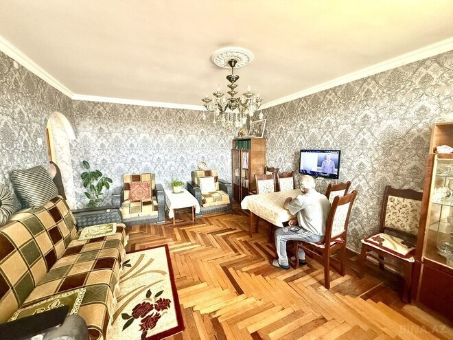 4 otaqlı köhnə tikili - Koroğlu m. - 80 m² (1)