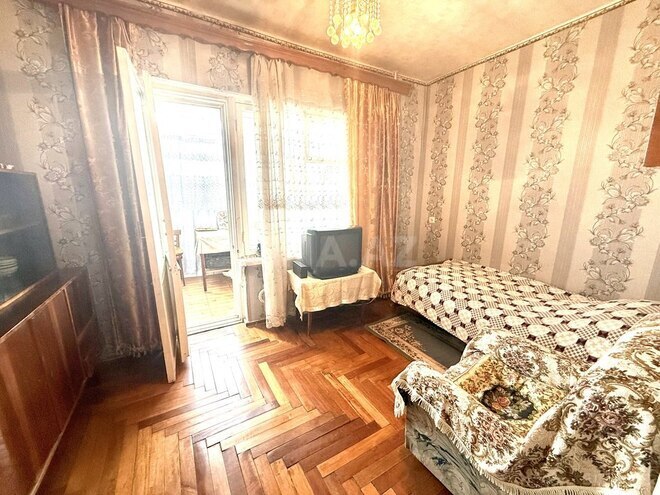 4 otaqlı köhnə tikili - Koroğlu m. - 80 m² (25)