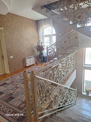 5 otaqlı həyət evi/bağ evi - Bakıxanov q. - 300 m² (18)