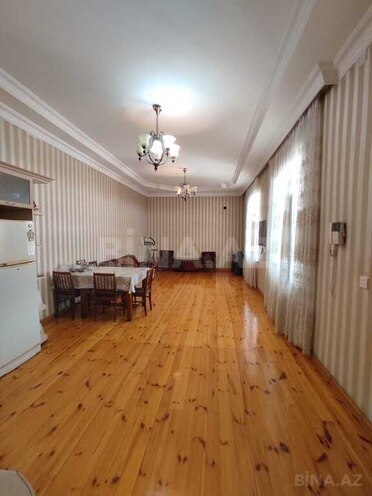 5 otaqlı həyət evi/bağ evi - Gəncə - 300 m² (8)