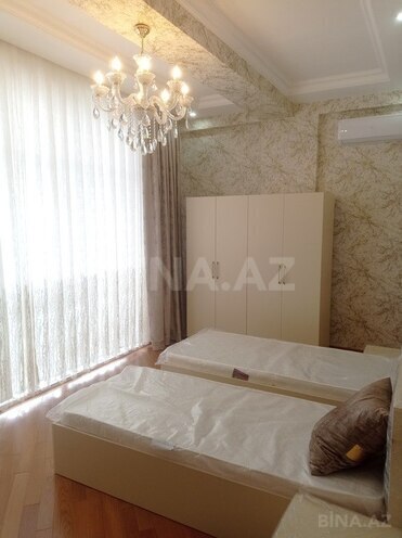 3 otaqlı yeni tikili - 28 May m. - 135 m² (3)