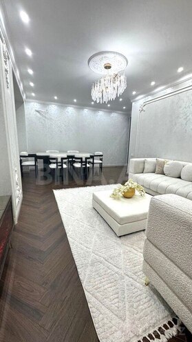3-комн. новостройка - м. 8 ноября - 145 м² (5)