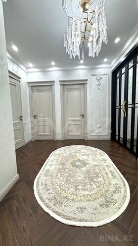 3-комн. новостройка - м. 8 ноября - 145 м² (1)