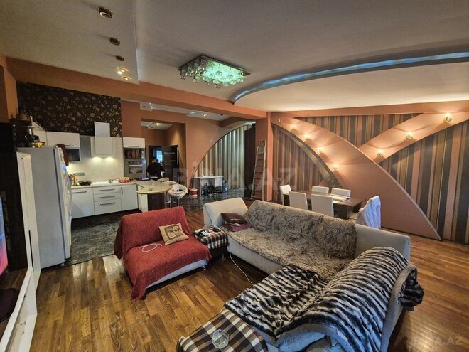 3-комн. новостройка - м. 8 ноября - 125 м² (6)