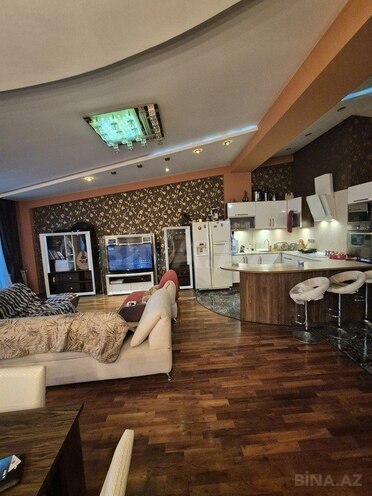 3-комн. новостройка - м. 8 ноября - 125 м² (4)