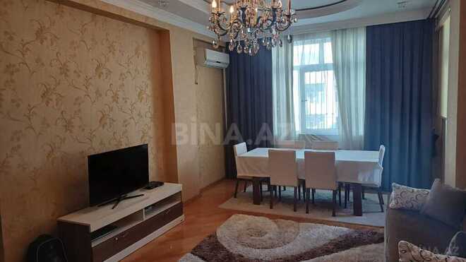 3 otaqlı yeni tikili - 20 Yanvar m. - 135 m² (2)