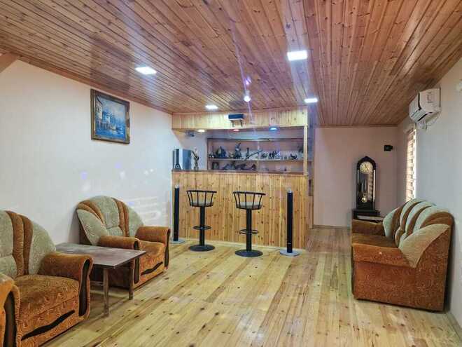 5 otaqlı həyət evi/bağ evi - Novxanı q. - 200 m² (20)