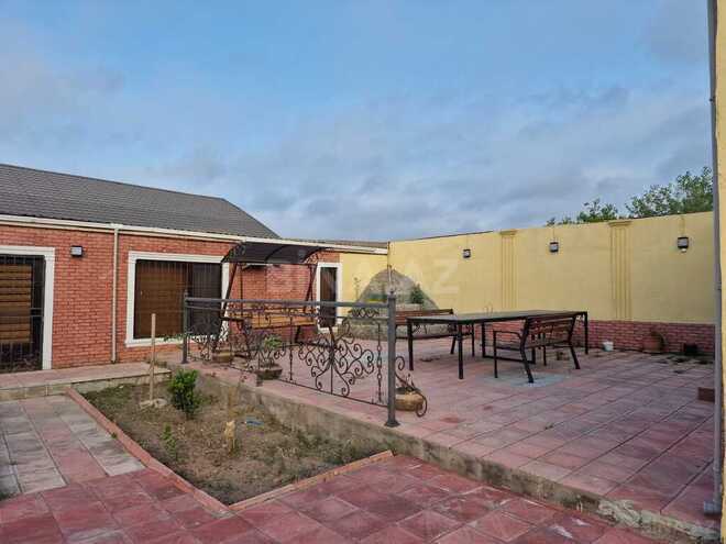 5 otaqlı həyət evi/bağ evi - Novxanı q. - 200 m² (24)
