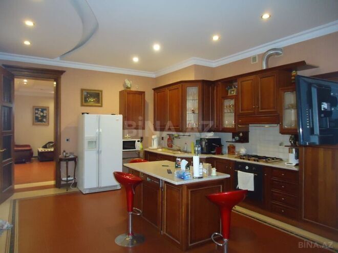6-комн. дом/дача - пос. Новханы - 500 м² (7)