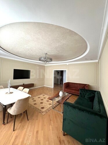 3 otaqlı yeni tikili - 8 Noyabr m. - 140 m² (3)