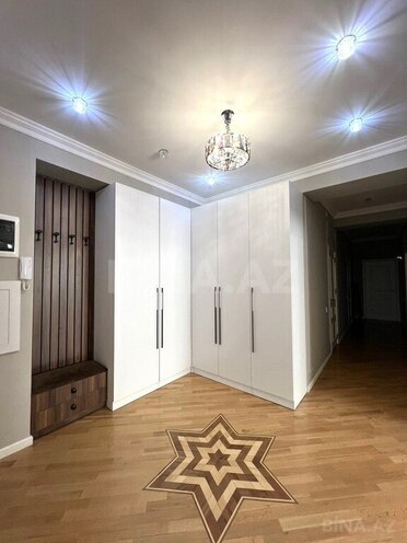 3 otaqlı yeni tikili - 8 Noyabr m. - 140 m² (17)