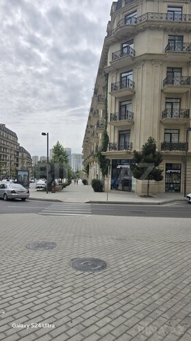 Obyekt - Ağ şəhər q. - 125 m² (1)