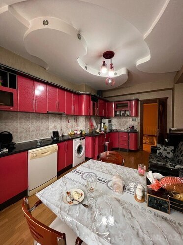 4 otaqlı yeni tikili - Elmlər Akademiyası m. - 185 m² (8)