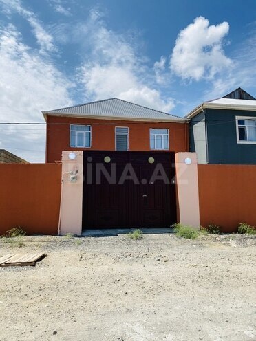 7 otaqlı həyət evi/bağ evi - Saray q. - 200 m² (1)