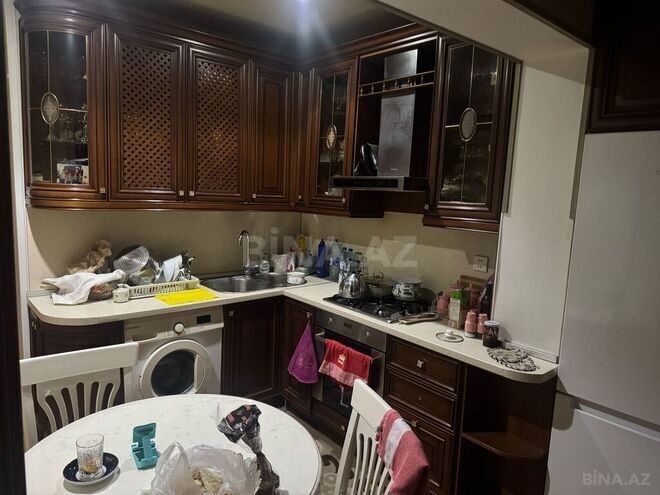 2 otaqlı köhnə tikili - İnşaatçılar m. - 65 m² (3)