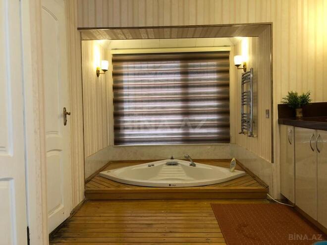 6 otaqlı həyət evi/bağ evi - Novxanı q. - 400 m² (29)