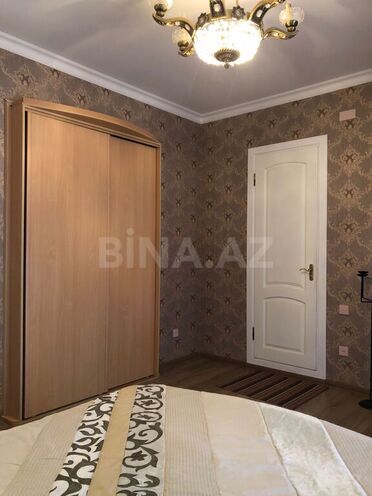 6 otaqlı həyət evi/bağ evi - Novxanı q. - 400 m² (7)