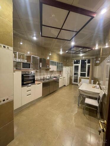 4-комн. новостройка - м. 28 мая - 190 м² (10)