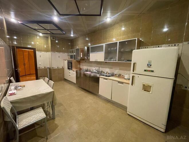 4-комн. новостройка - м. 28 мая - 190 м² (11)